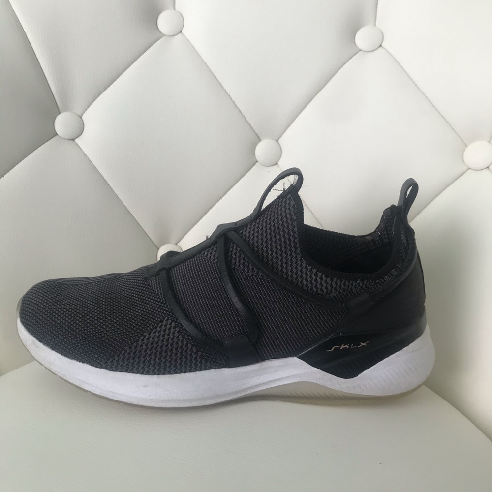 Skechers Modena Acapella Sneakers Slip on